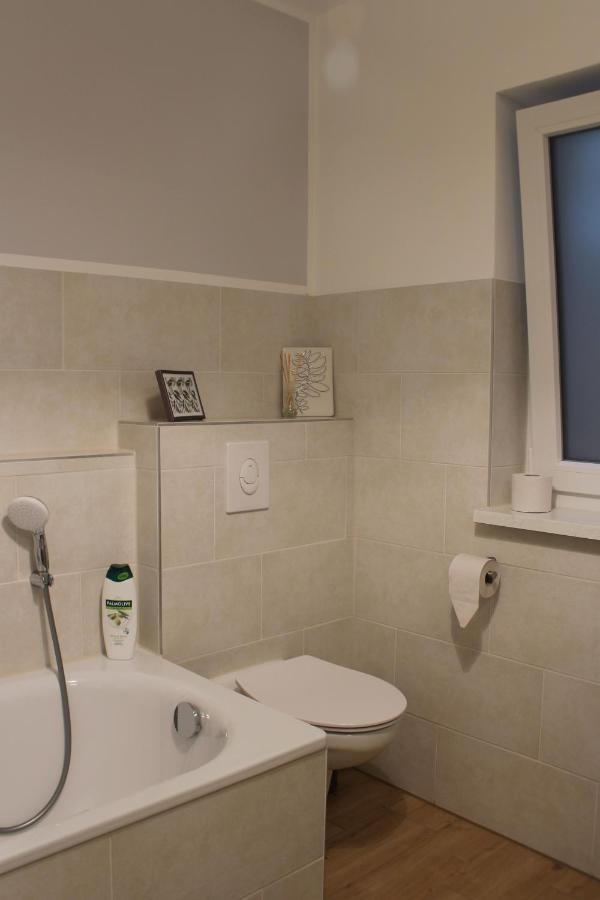 Moderne Wohnung Im Skandinavischen Stil Am Waldrand Schwielowsee Esterno foto